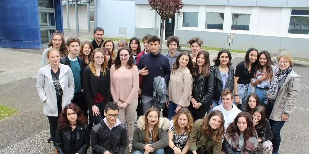 Un atelier slam en établissement scolaire